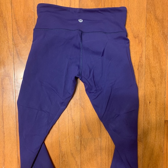 Lululemon Wunder Under - Picture 1 of 5